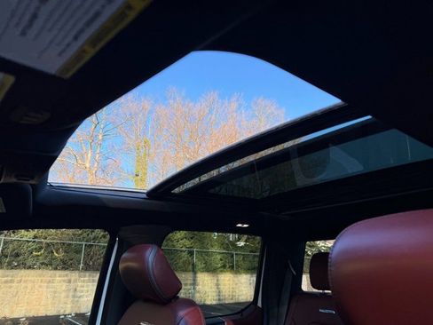 Used 2019 Ford F350 Platinum w/ Platinum Ultimate Package image 9