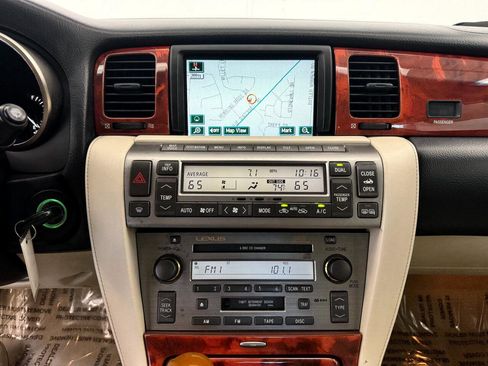 Used 2007 Lexus SC 430 Convertible image 18