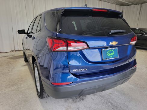 Certified 2022 Chevrolet Equinox LS w/ LS Convenience Package image 8