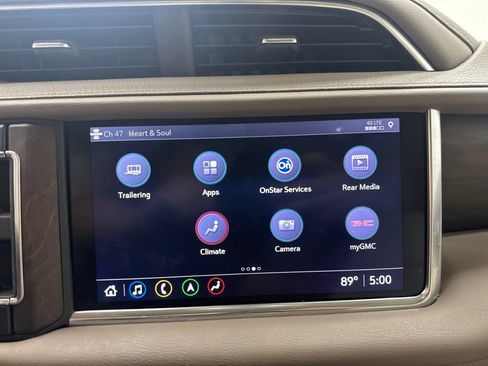 Used 2021 GMC Yukon Denali w/ Denali Premium Package RWD image 11