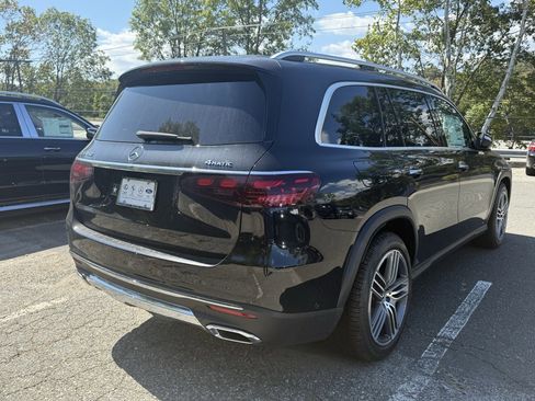 New 2026 Mercedes-Benz GLS 450 4MATIC image 10