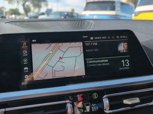 Used 2022 BMW 330i Sedan w/ M Sport Package image 13