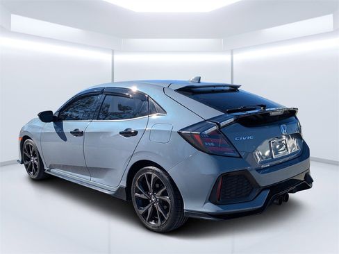 Used 2018 Honda Civic Sport image 5