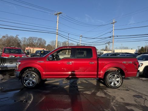 Used 2018 Ford F150 Lariat w/ Equipment Group 502A Luxury image 2