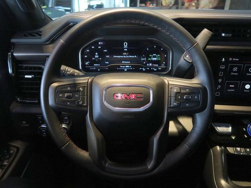 Used 2025 GMC Sierra 2500 AT4X AWD/4WD image 15