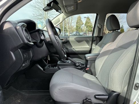 Used 2021 Toyota Tacoma SR image 10