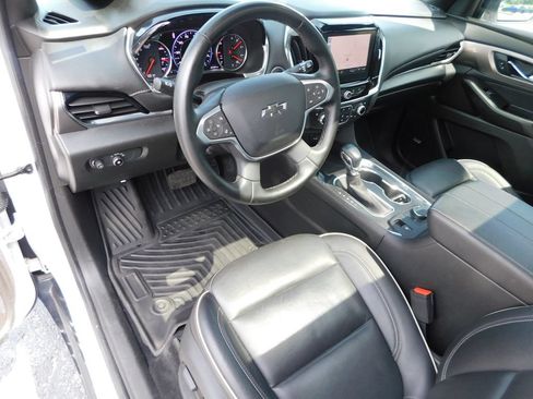 Used 2023 Chevrolet Traverse Premier w/ Redline Edition FWD image 15
