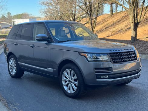 Used 2014 Land Rover Range Rover HSE image 4