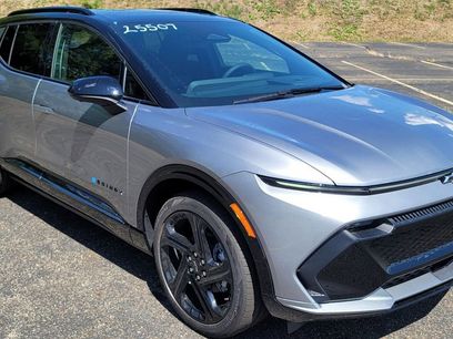 New 2025 Chevrolet Equinox EV RS w/ Convenience Package II