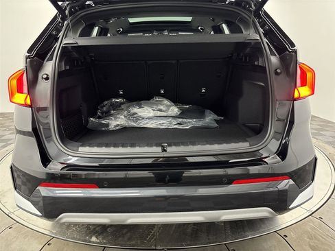 New 2026 BMW X1 xDrive28i w/ Convenience Package AWD/4WD image 21