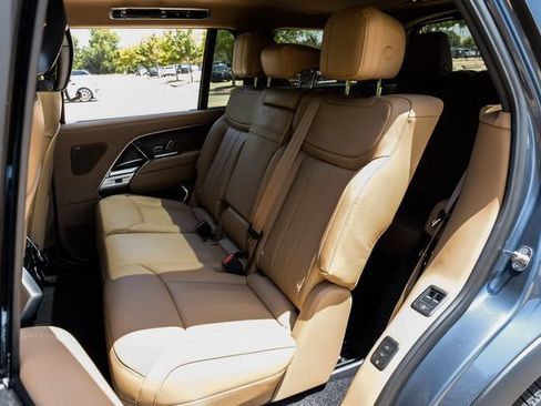 New 2026 Land Rover Range Rover Long Wheelbase SE AWD/4WD image 50