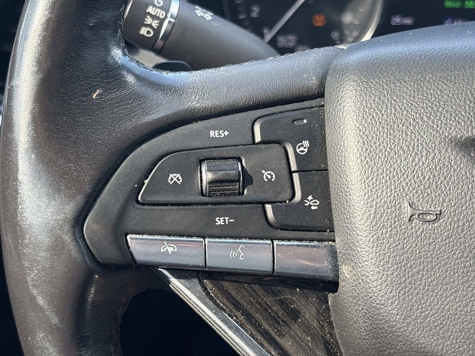 Used 2020 Cadillac XT6 Premium Luxury AWD/4WD image 18