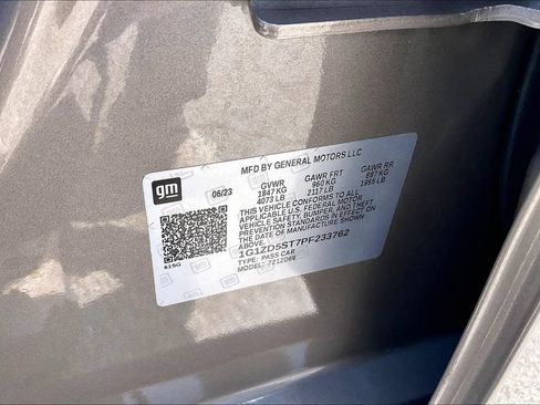 Used 2023 Chevrolet Malibu LT FWD image 16