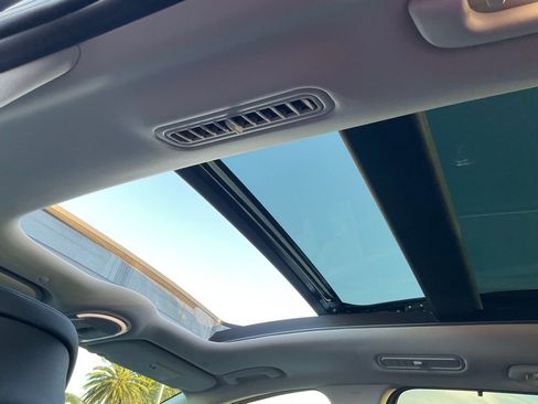 Used 2026 Hyundai Ioniq 9 Limited image 38