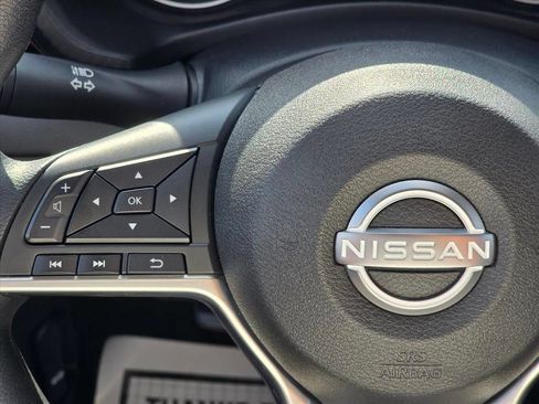 Used 2025 Nissan Sentra SV FWD image 15