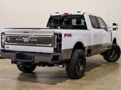 Used 2026 Ford F250 King Ranch w/ FX4 Off-Road Package image 6
