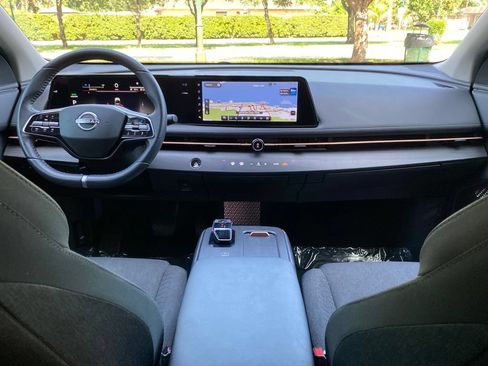 Used 2023 Nissan Ariya FWD image 25