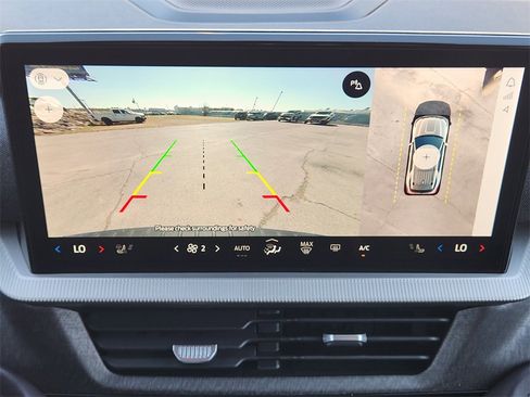 Used 2025 Ford Explorer Platinum w/ LUX Leather Package image 19