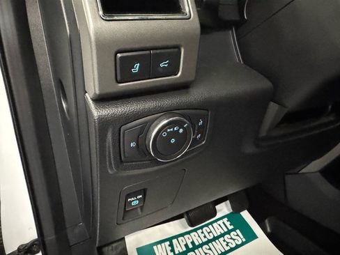 Used 2021 Ford Expedition XLT image 13