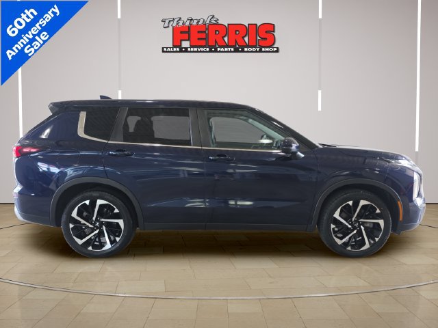 Used 2024 Mitsubishi Outlander SE AWD/4WD image 4