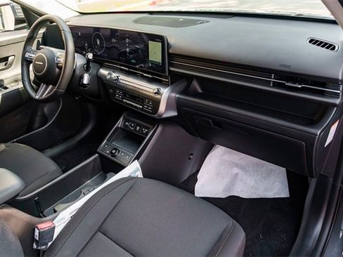 New 2025 Hyundai Kona SEL image 24