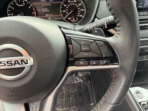 Used 2021 Nissan Altima 2.5 SR image 17