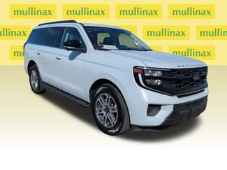 Used 2025 Ford Expedition Active video 1
