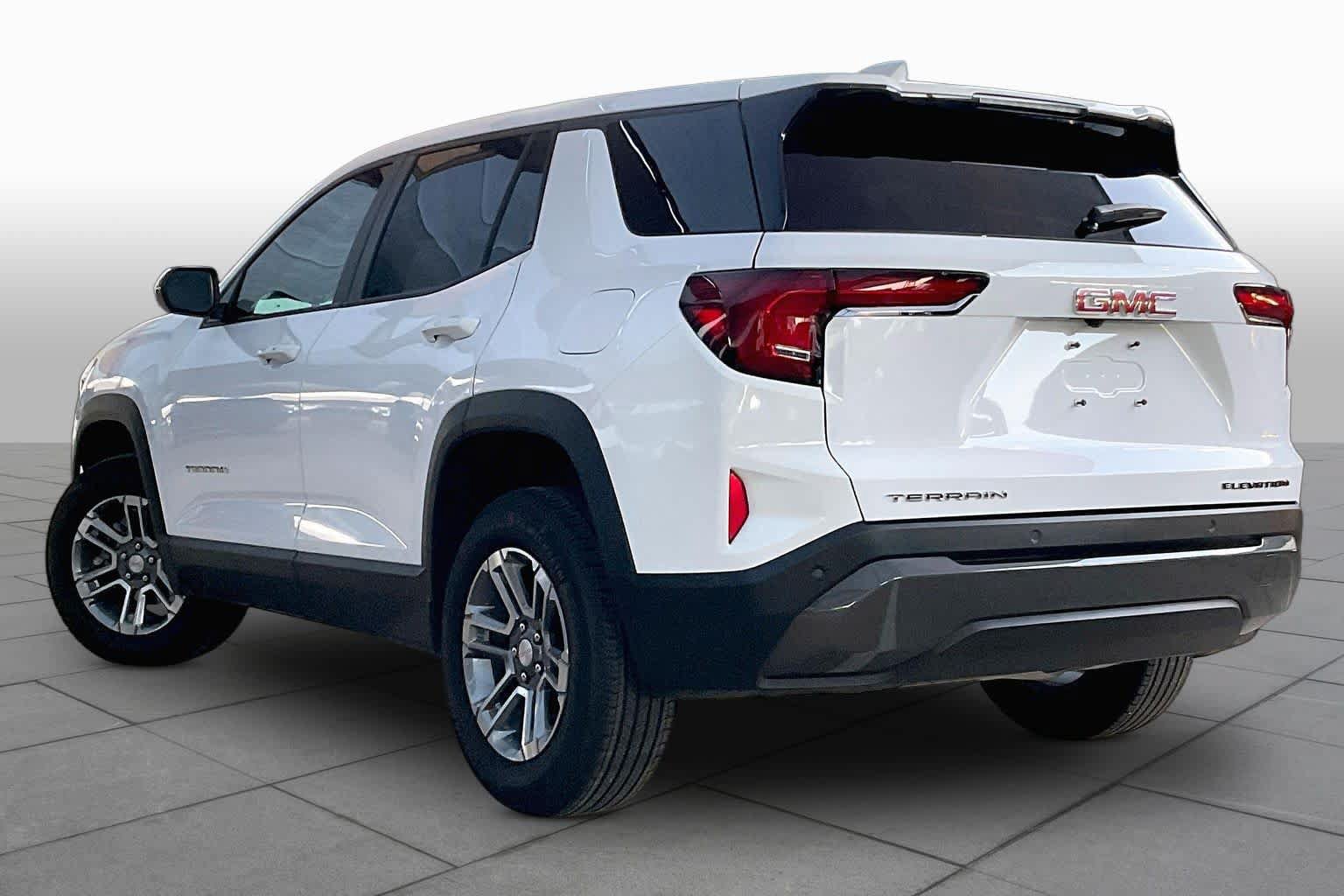 Used 2026 GMC Terrain Elevation FWD image 12