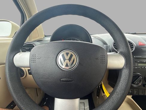 Used 2008 Volkswagen Beetle S FWD image 35