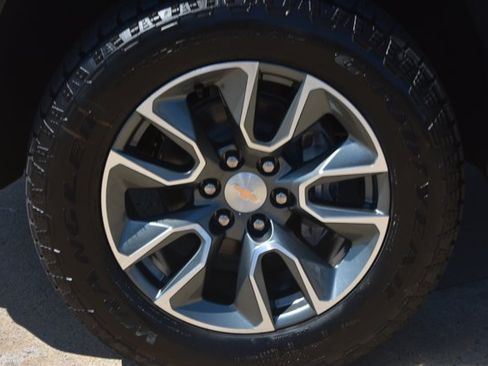 New 2026 Chevrolet Silverado 1500 LT AWD/4WD image 11