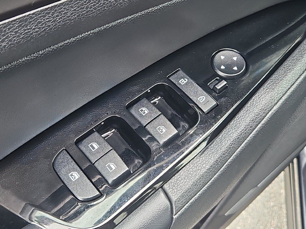 Certified 2023 Kia Sportage EX AWD/4WD image 25