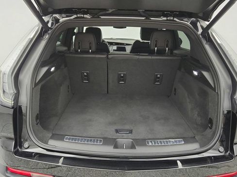Used 2019 Cadillac XT4 Sport AWD/4WD image 23
