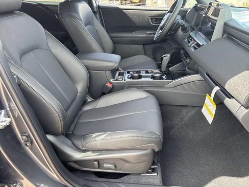 New 2026 Subaru Outback Limited XT AWD/4WD image 8