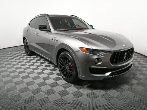 Certified 2022 Maserati Levante GT image 6