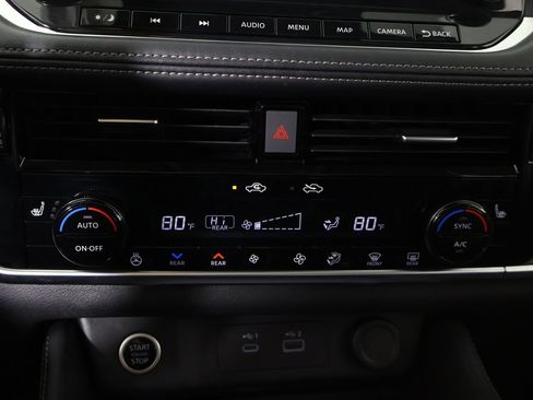 Used 2023 Nissan Rogue Platinum AWD/4WD image 49