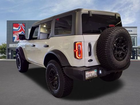 Used 2024 Ford Bronco Wildtrak AWD/4WD image 3