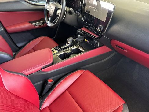 Used 2025 Lexus NX 350h AWD w/ Accessory Package (A2) image 18