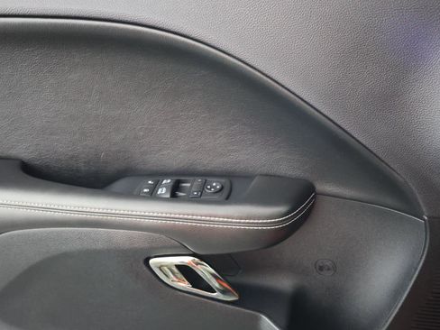 Used 2017 Dodge Challenger SRT Hellcat RWD image 22