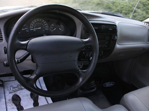Used 1998 Ford Ranger XL RWD image 17