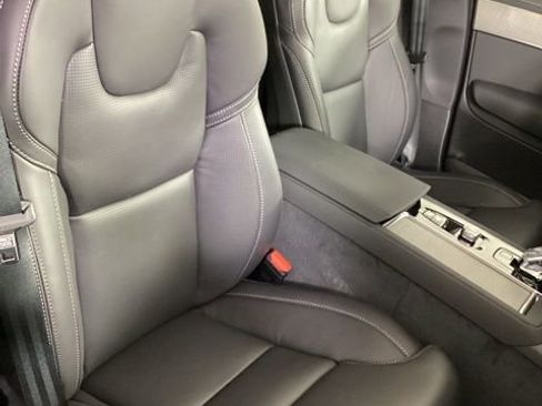 New 2026 Volvo XC90 B6 Ultra w/ Protection Package image 20