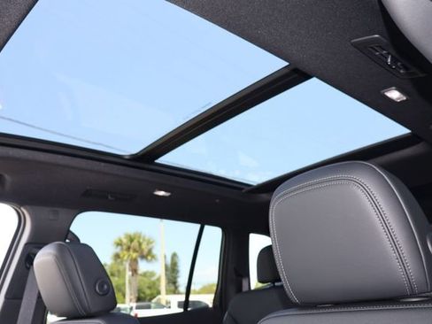 New 2026 Buick Enclave Preferred w/ Power Package AWD/4WD image 27