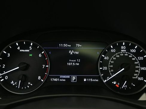 Used 2023 INFINITI QX50 Luxe FWD image 18