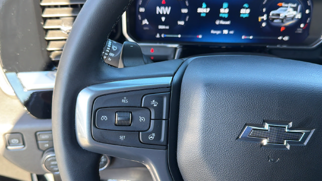 Used 2026 Chevrolet Silverado 1500 LT Trail Boss w/ LPO, Dark Essentials Package AWD/4WD image 23