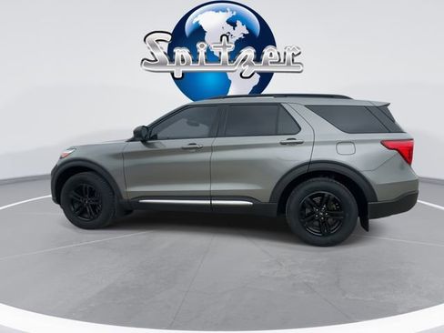 Used 2020 Ford Explorer XLT w/ Comfort Package image 6