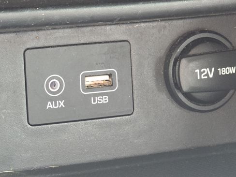 Used 2021 Hyundai Kona SEL FWD image 29