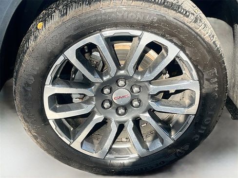 Used 2020 GMC Acadia Denali w/ Denali Ultimate Package image 34