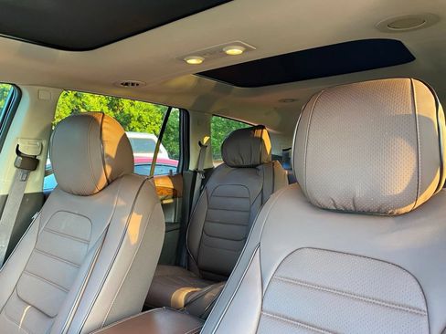 Used 2014 Buick Enclave Leather w/ Trailering Provision Package FWD image 11