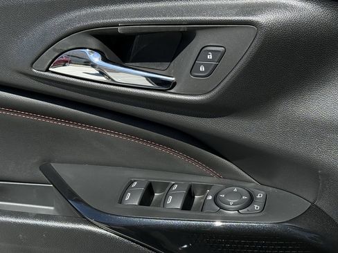 New 2026 Chevrolet Trax RS w/ Sunroof Package FWD image 17