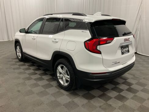 Used 2021 GMC Terrain SLE w/ Driver Convenience Package image 4