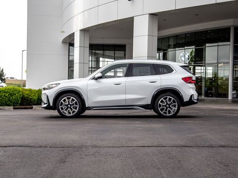 New 2026 BMW X1 xDrive28i image 2